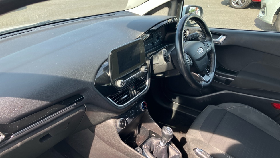 Ford Fiesta 1.0 EcoBoost Zetec 5dr Petrol Hatchback - Image 9