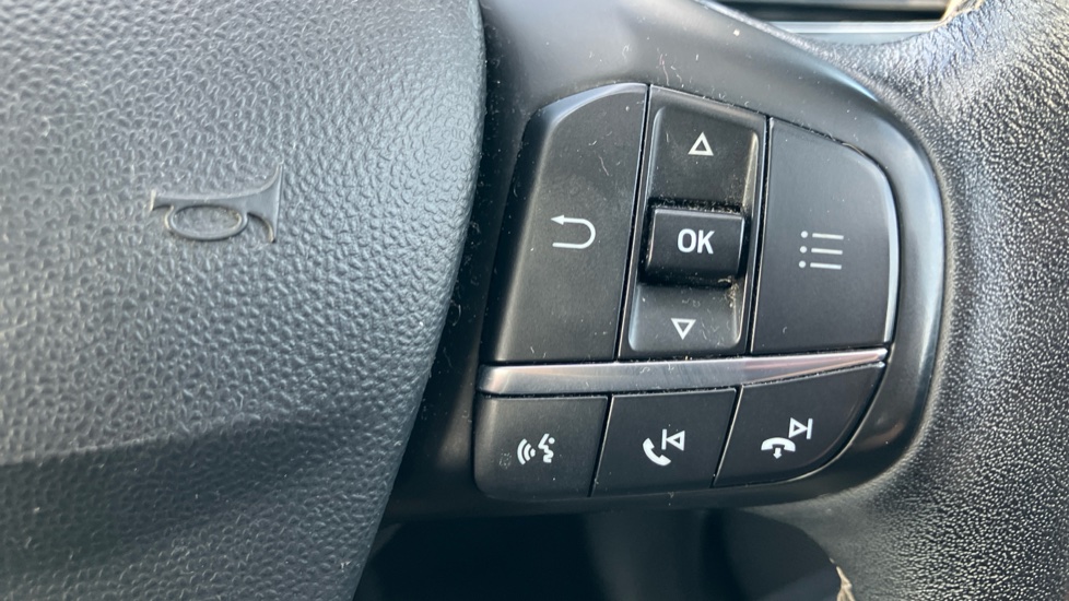 Ford Fiesta 1.0 EcoBoost Zetec 5dr Petrol Hatchback - Image 22
