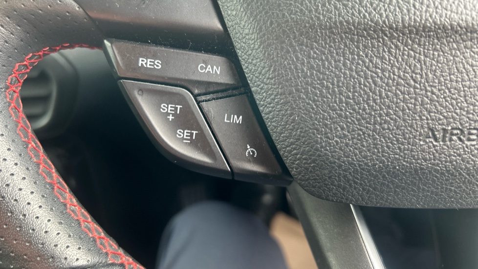 Ford EcoSport 1.0 EcoBoost ST-Line 5dr Petrol Hatchback - Image 28