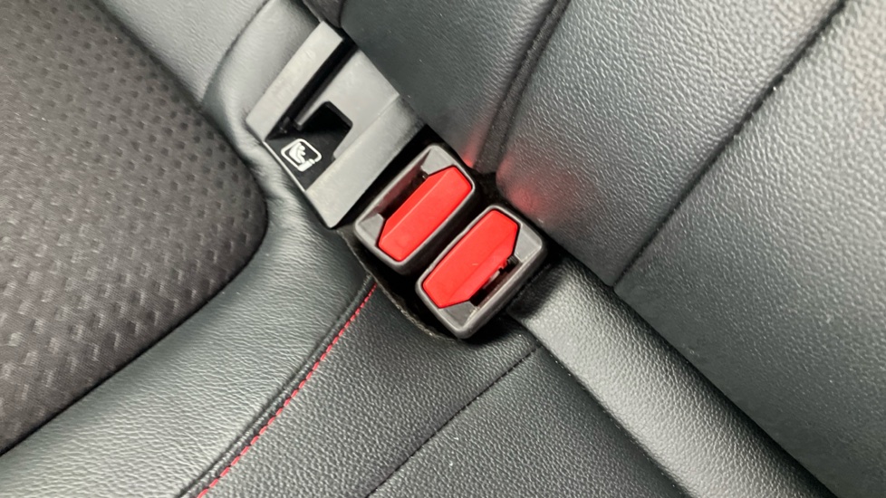Ford Focus 1.0 EcoBoost 125 ST-Line X 5dr Petrol Hatchback - Image 17