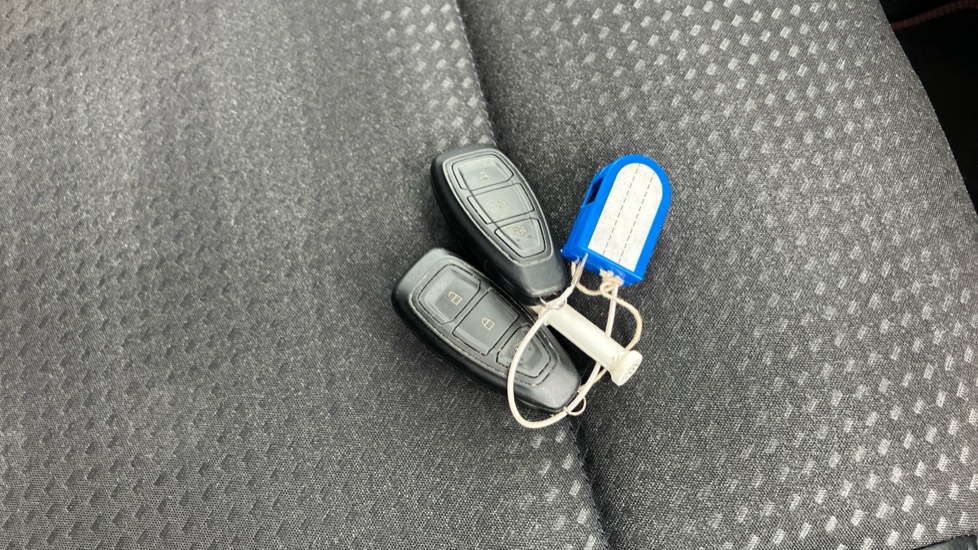 Ford Focus 1.0 EcoBoost 125 ST-Line X 5dr Petrol Hatchback - Image 20