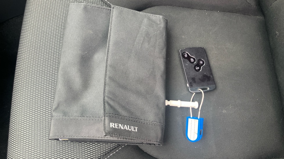 Renault Clio 0.9 TCE 90 Dynamique Nav 5dr Petrol Hatchback - Image 19