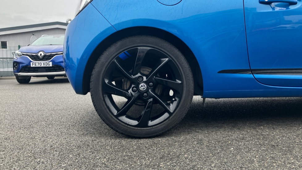 Vauxhall Adam 1.2i Energised 3dr Petrol Hatchback - Image 7