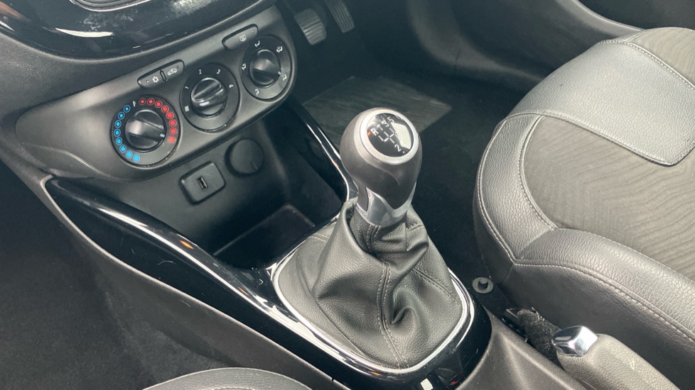 Vauxhall Adam 1.2i Energised 3dr Petrol Hatchback - Image 13