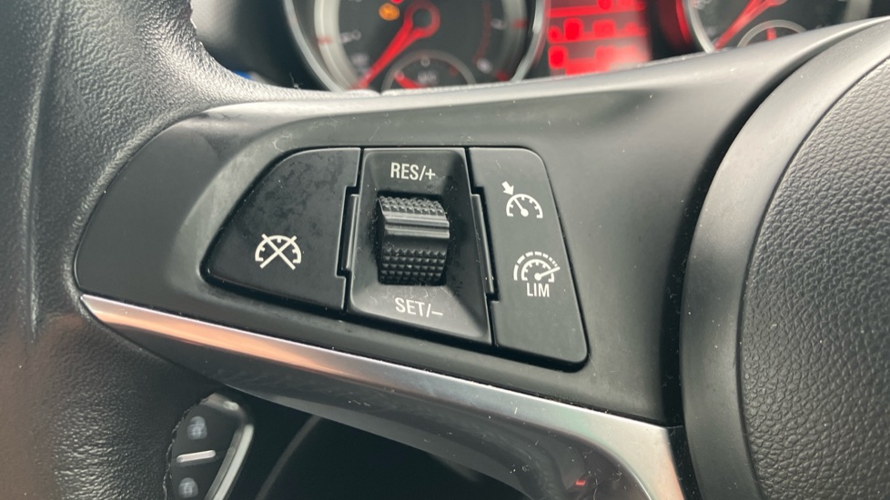 Vauxhall Adam 1.2i Energised 3dr Petrol Hatchback - Image 21