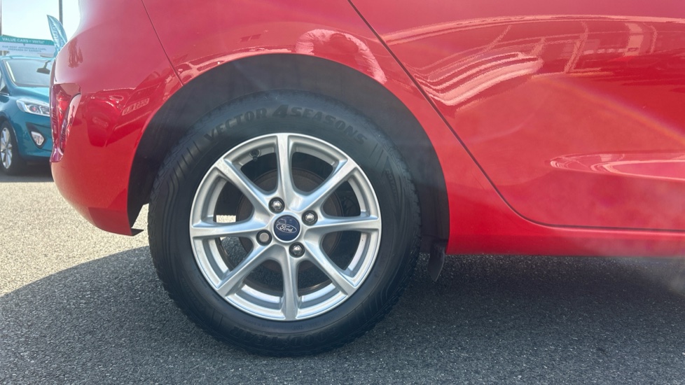 Ford Fiesta 1.0 EcoBoost Zetec 5dr Petrol Hatchback - Image 7