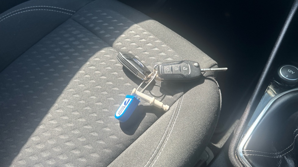 Ford Fiesta 1.0 EcoBoost Zetec 5dr Petrol Hatchback - Image 20