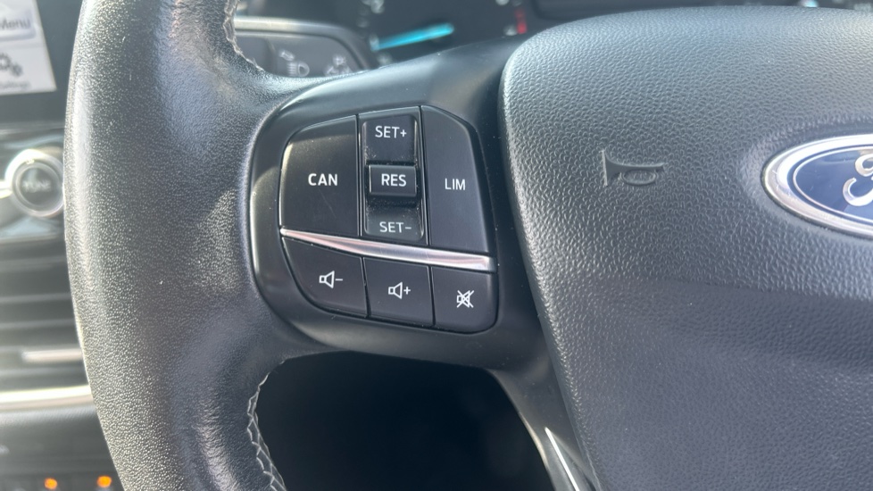 Ford Fiesta 1.0 EcoBoost Zetec 5dr Petrol Hatchback - Image 24