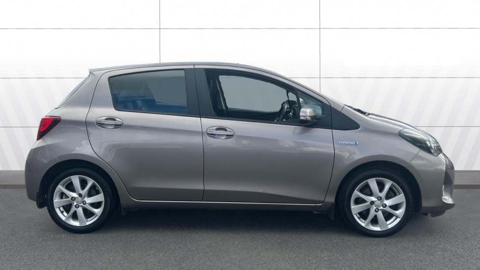Toyota Yaris 1.5 Hybrid Excel TSS 5dr CVT Hybrid Hatchback - Image 5