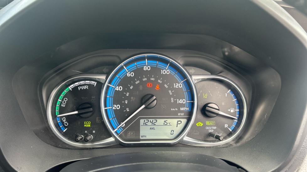 Toyota Yaris 1.5 Hybrid Excel TSS 5dr CVT Hybrid Hatchback - Image 18