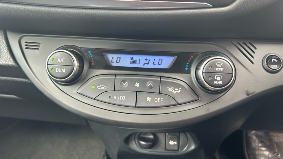 Toyota Yaris 1.5 Hybrid Excel TSS 5dr CVT Hybrid Hatchback - Image 24
