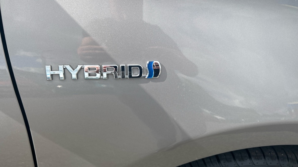 Toyota Yaris 1.5 Hybrid Excel TSS 5dr CVT Hybrid Hatchback - Image 35