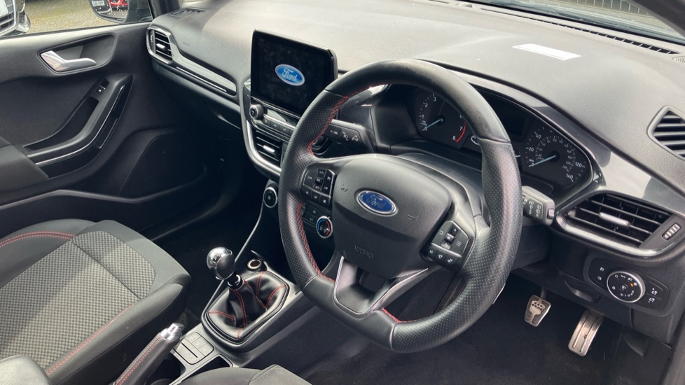 Ford Fiesta 1.0 EcoBoost Hybrid mHEV 125 ST-Line Edition 5dr Petrol Hatchback - Image 11