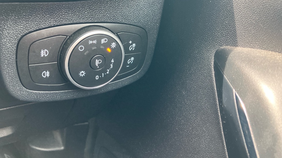 Ford Fiesta 1.0 EcoBoost Hybrid mHEV 125 ST-Line Edition 5dr Petrol Hatchback - Image 27