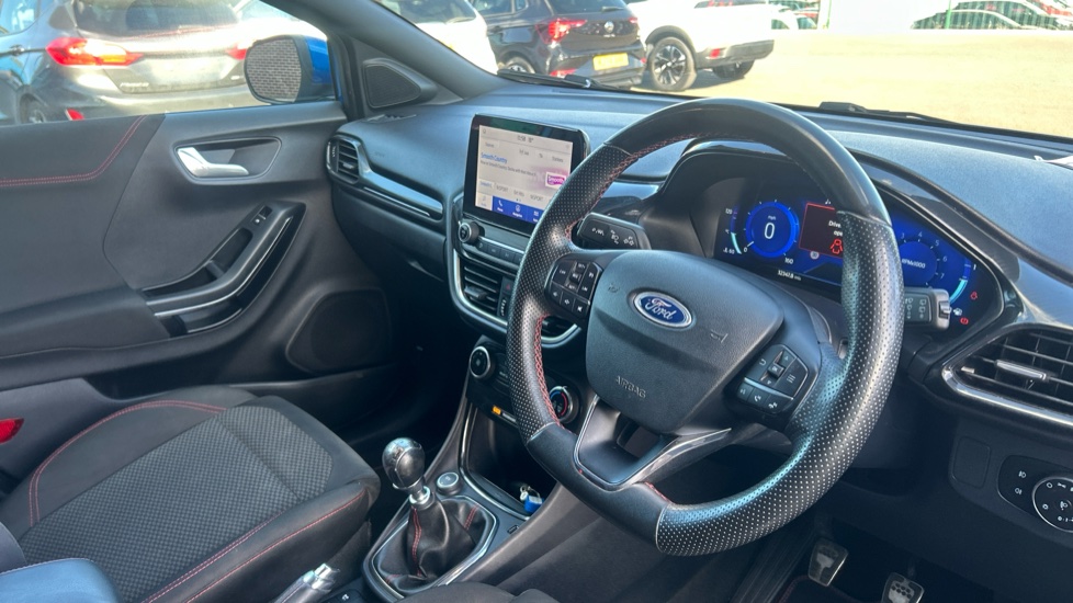 Ford Puma 1.0 EcoBoost Hybrid mHEV ST-Line 5dr Petrol Hatchback - Image 11