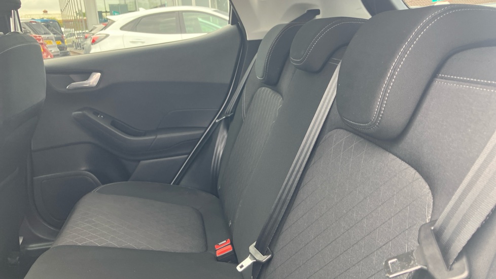 Ford Fiesta 1.0 EcoBoost 125 Active 1 5dr Petrol Hatchback - Image 16