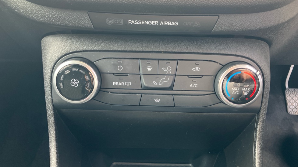 Ford Fiesta 1.0 EcoBoost 125 Active 1 5dr Petrol Hatchback - Image 22