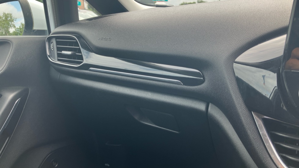 Ford Fiesta 1.0 EcoBoost 125 Active 1 5dr Petrol Hatchback - Image 23