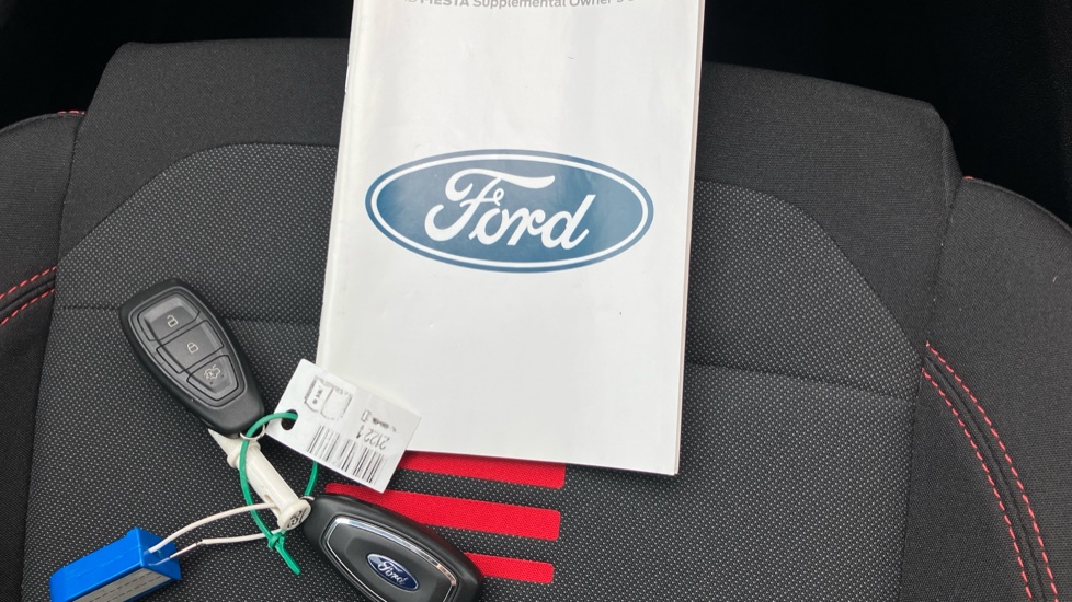 Ford Fiesta 1.0 EcoBoost Hybrid mHEV 125 ST-Line 5dr Petrol Hatchback - Image 19