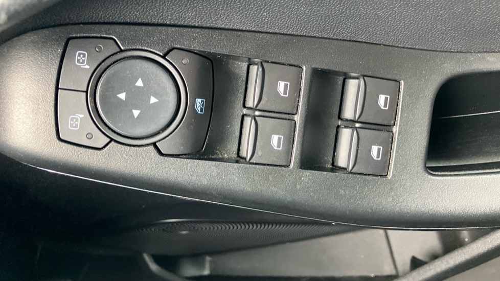 Ford Fiesta 1.0 EcoBoost Hybrid mHEV 125 ST-Line 5dr Petrol Hatchback - Image 30