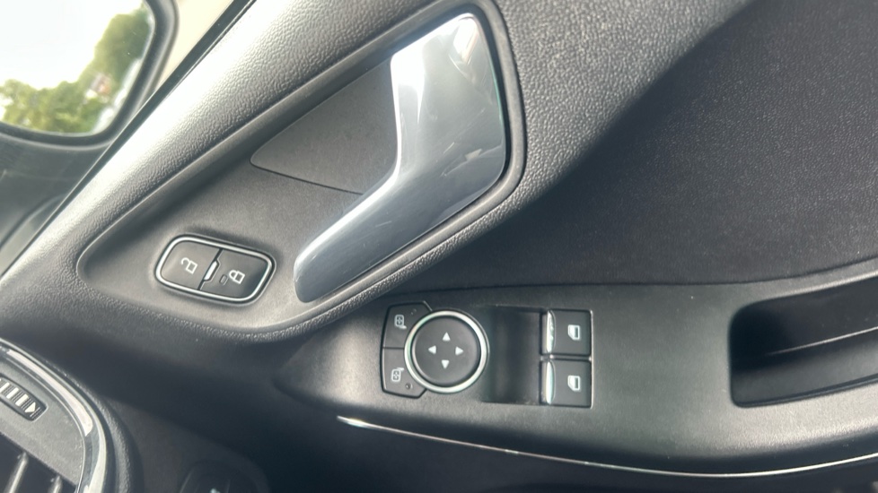 Ford Fiesta ST 1.5 EcoBoost ST-2 5dr Petrol Hatchback - Image 30