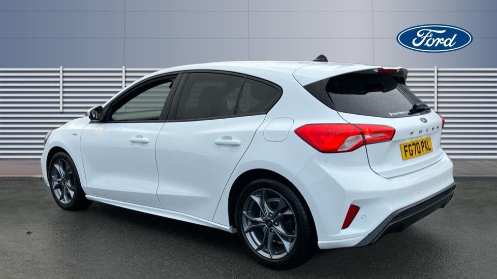 Ford Focus 1.0 EcoBoost Hybrid mHEV 125 ST-Line Edition 5dr Petrol Hatchback - Image 2