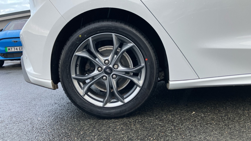 Ford Focus 1.0 EcoBoost Hybrid mHEV 125 ST-Line Edition 5dr Petrol Hatchback - Image 7