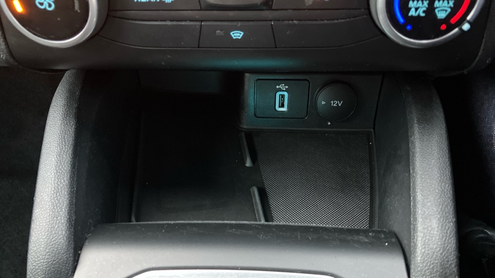 Ford Focus 1.0 EcoBoost Hybrid mHEV 125 ST-Line Edition 5dr Petrol Hatchback - Image 26