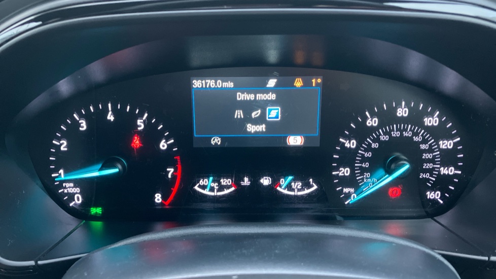 Ford Focus 1.0 EcoBoost Hybrid mHEV 125 ST-Line Edition 5dr Petrol Hatchback - Image 32