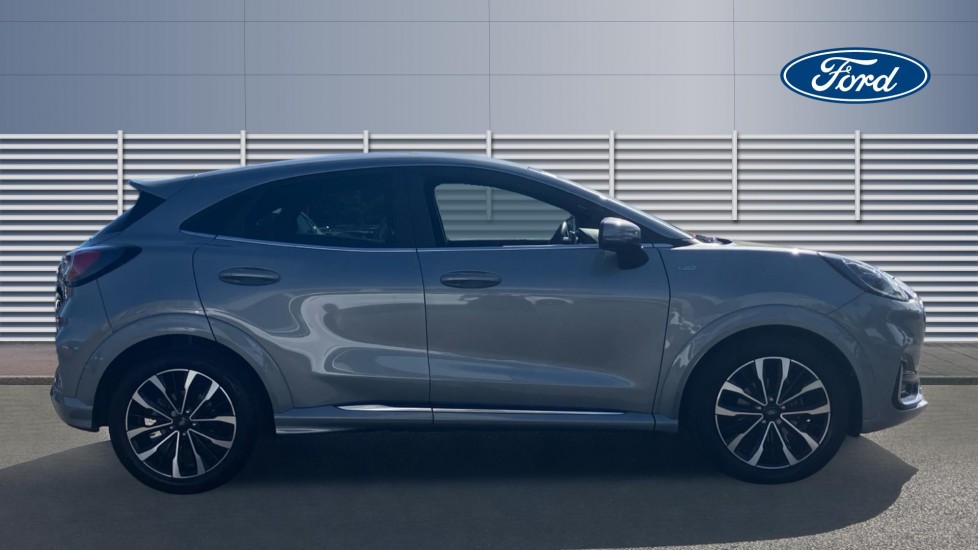 Ford Puma 1.0 EcoBoost Hybr mHEV 155 ST-Line Vignale 5dr DCT Petrol Hatchback - Image 5