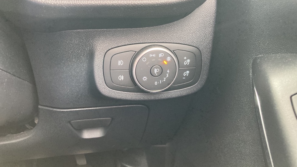 Ford Fiesta 1.0 EcoBoost 95 ST-Line Edition 5dr Petrol Hatchback - Image 32