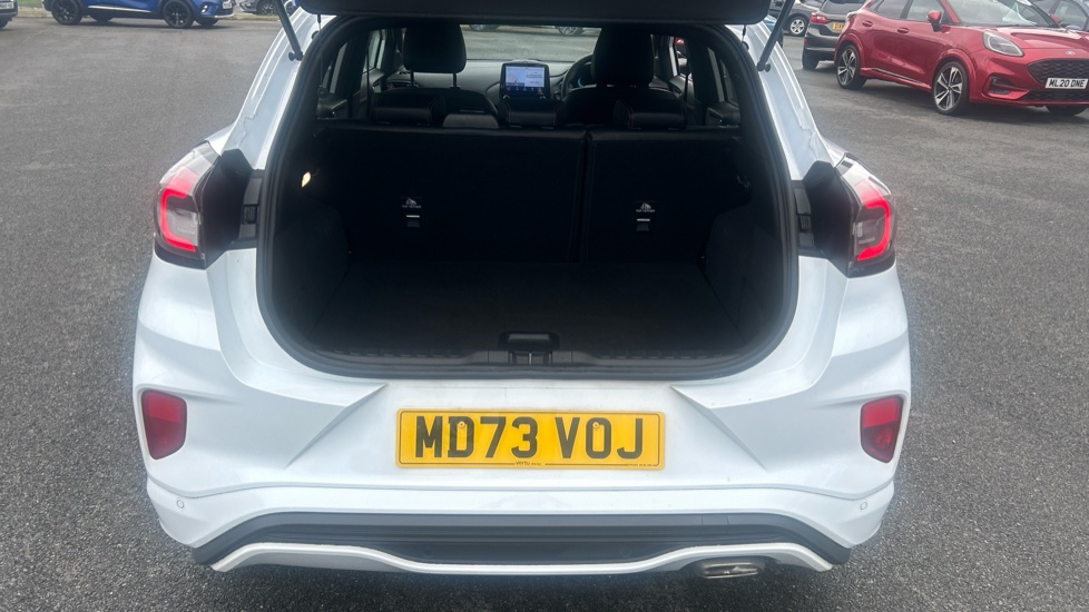 Ford Puma 1.0 EcoBoost Hybrid mHEV ST-Line X 5dr Petrol Hatchback - Image 4