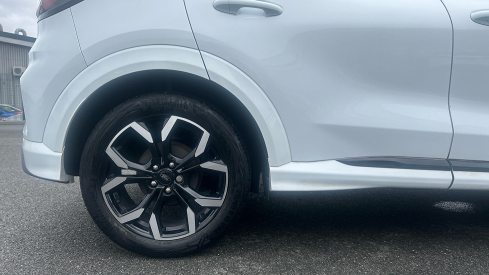 Ford Puma 1.0 EcoBoost Hybrid mHEV ST-Line X 5dr Petrol Hatchback - Image 7