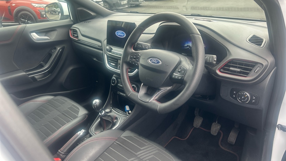 Ford Puma 1.0 EcoBoost Hybrid mHEV ST-Line X 5dr Petrol Hatchback - Image 11