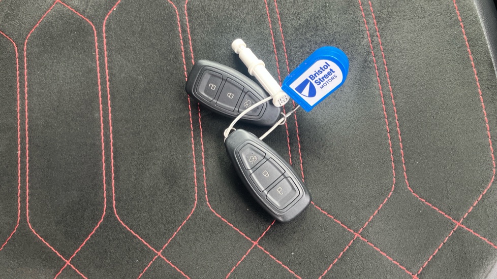 Ford Puma 1.0 EcoBoost Hybrid mHEV ST-Line X 5dr Petrol Hatchback - Image 20