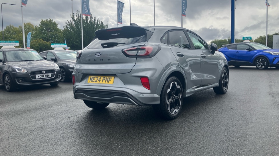 Ford Puma 1.0 EcoBoost Hybrid mHEV ST-Line X 5dr Petrol Hatchback - Image 35