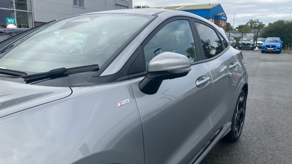 Ford Puma 1.0 EcoBoost Hybrid mHEV ST-Line X 5dr Petrol Hatchback - Image 40