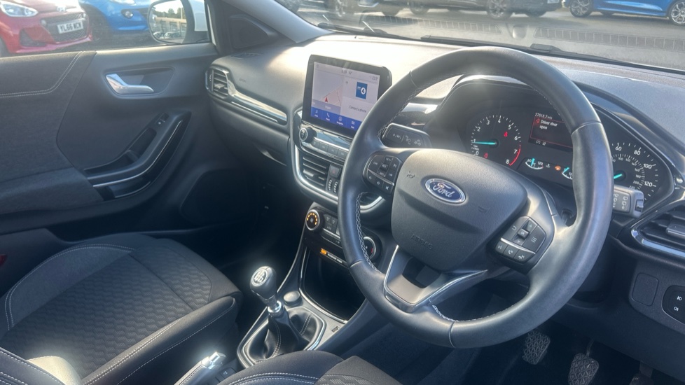 Ford Puma 1.0 EcoBoost Hybrid mHEV Titanium 5dr Petrol Hatchback - Image 11