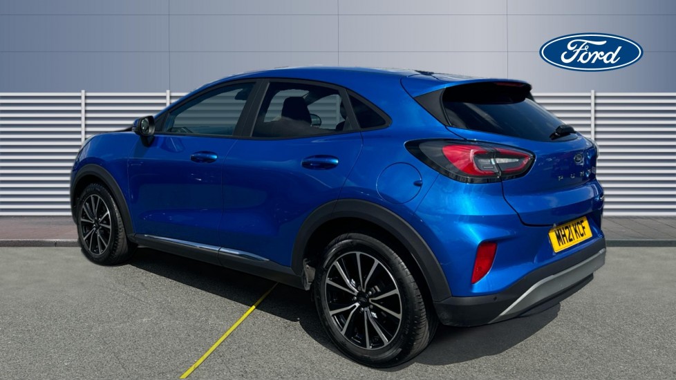 Ford Puma 1.0 EcoBoost Hybrid mHEV Titanium 5dr Petrol Hatchback - Image 2