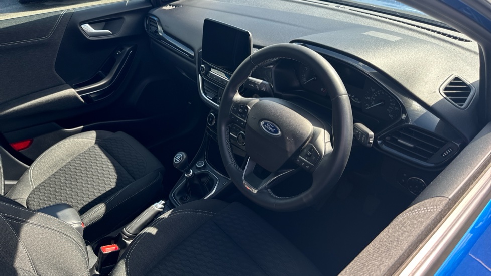 Ford Puma 1.0 EcoBoost Hybrid mHEV Titanium 5dr Petrol Hatchback - Image 11