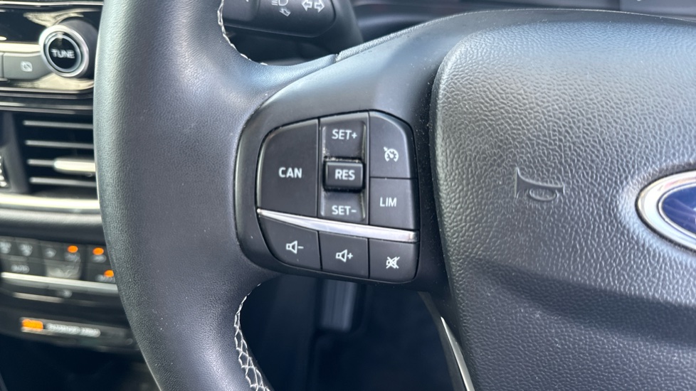 Ford Puma 1.0 EcoBoost Hybrid mHEV Titanium 5dr Petrol Hatchback - Image 23