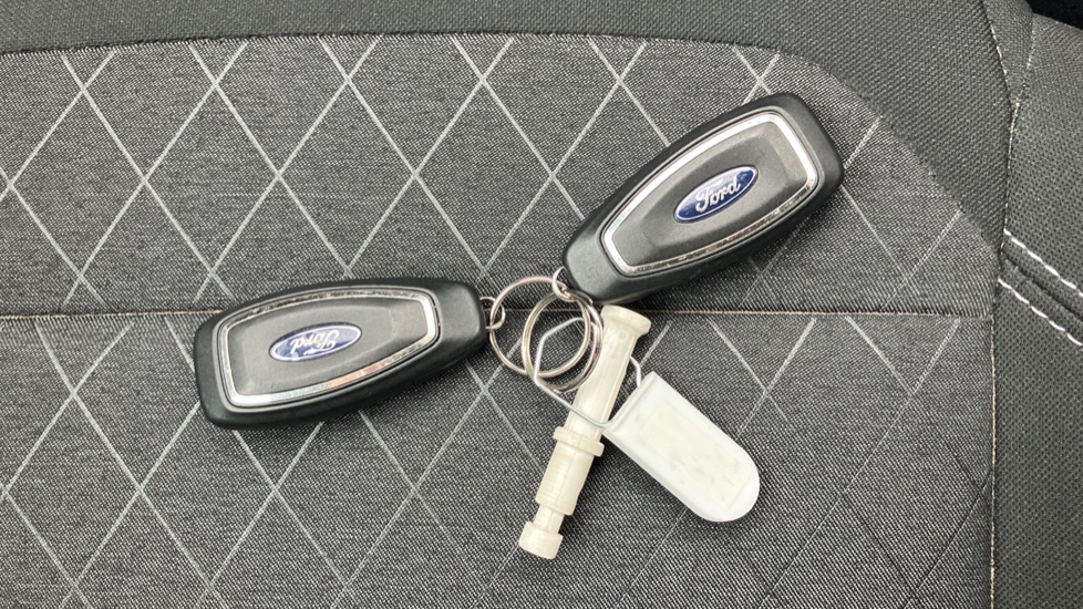 Ford Fiesta 1.0 EcoBoost 100 Active Edition 5dr Petrol Hatchback - Image 19