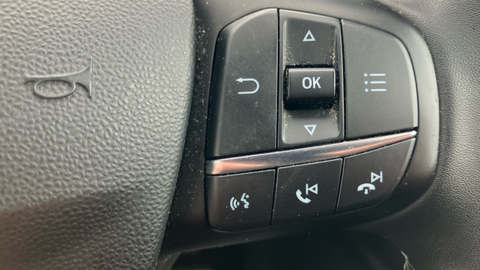 Ford Fiesta 1.0 EcoBoost 100 Active Edition 5dr Petrol Hatchback - Image 21