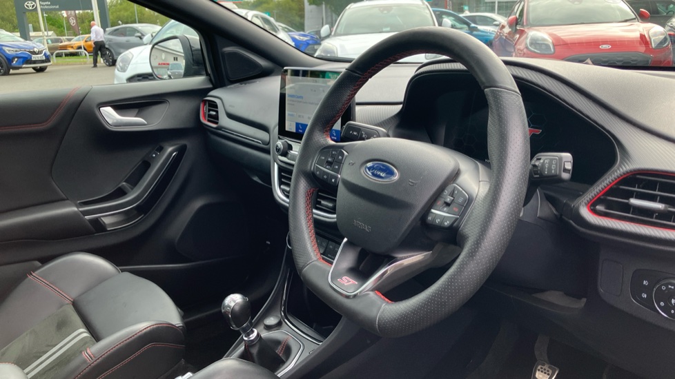 Ford Puma ST 1.5 EcoBoost ST 5dr Petrol Hatchback - Image 11