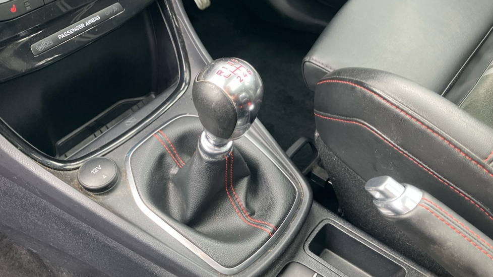 Ford Puma ST 1.5 EcoBoost ST 5dr Petrol Hatchback - Image 13