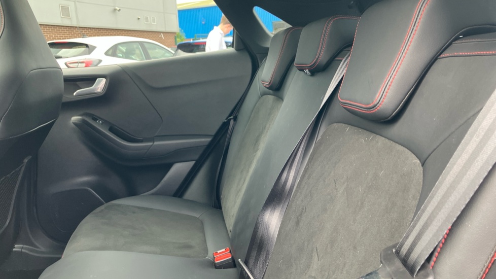 Ford Puma ST 1.5 EcoBoost ST 5dr Petrol Hatchback - Image 16