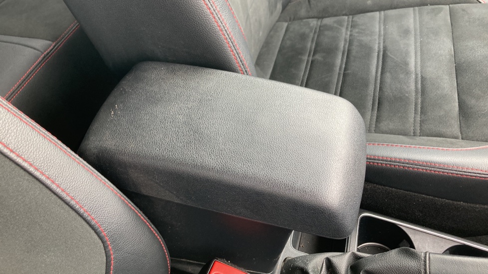 Ford EcoSport 1.0 EcoBoost 125 ST-Line 5dr Petrol Hatchback - Image 38