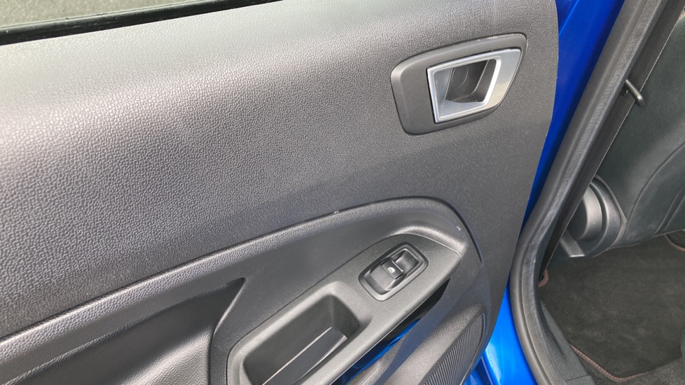 Ford EcoSport 1.0 EcoBoost 125 ST-Line 5dr Petrol Hatchback - Image 40