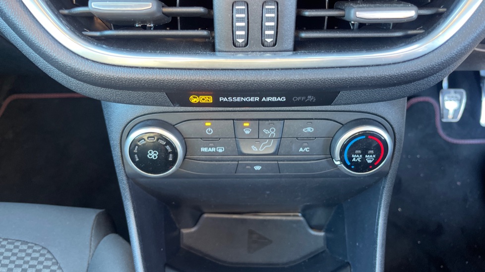Ford Fiesta 1.0 EcoBoost 95 ST-Line Edition 3dr Petrol Hatchback - Image 33