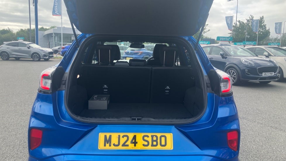 Ford Puma 1.0 EcoBoost Hybrid mHEV ST-Line X 5dr Petrol Hatchback - Image 4